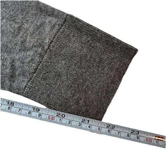 Abercrombie & Fitch Men Sweater Gray V Neck Wool Cotton Blend L Old Money Casual - Picture 8 of 10